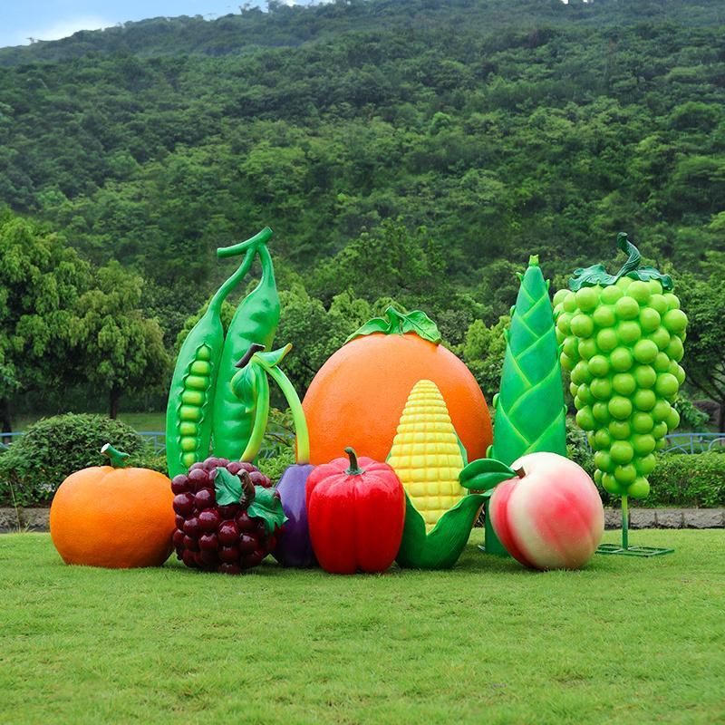 Fruit and vegetable ornaments  - Gardening Tools Revit review and price